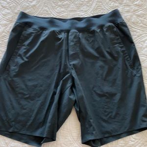 Good condition and worn by non smoker. Linerless